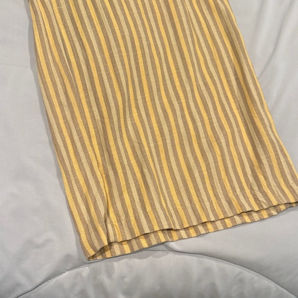 Blu Pepper Women’s Striped Yellow and Beige Linen Blend 2 Piece Set Size M - Picture 8 of 9